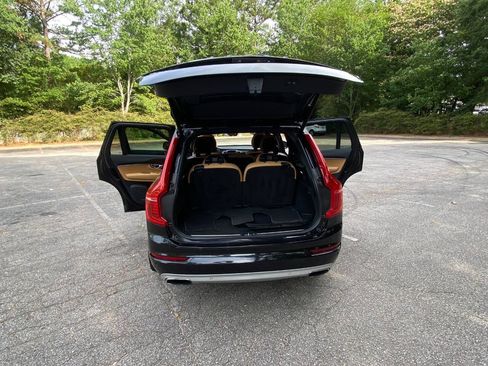 Used 2018 Volvo XC90 T6 Momentum w/ Convenience Package AWD/4WD image 54