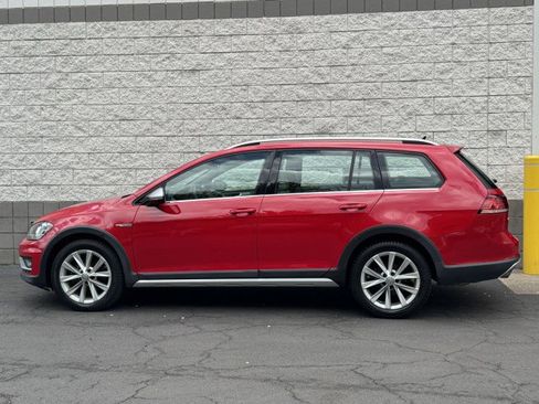 Used 2019 Volkswagen Golf Alltrack S AWD/4WD image 13