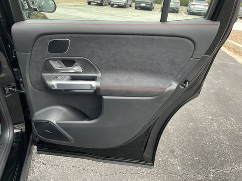 New 2026 Mercedes-Benz GLB 35 AMG AMG GLB 35 4MATIC SUV image 38