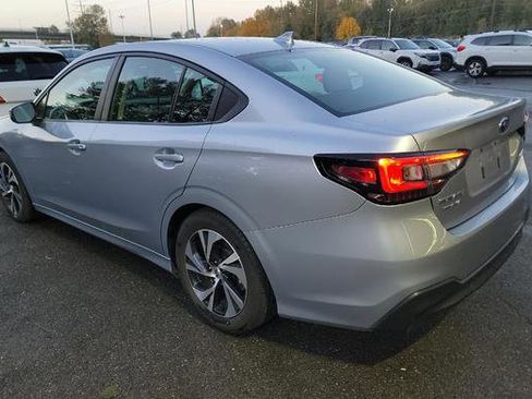 Used 2025 Subaru Legacy Premium image 6