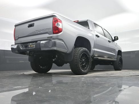 Used 2017 Toyota Tundra SR5 AWD/4WD image 22