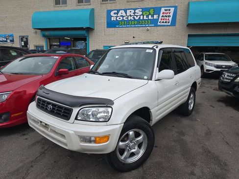 Used 2000 Toyota RAV4 4WD image 4