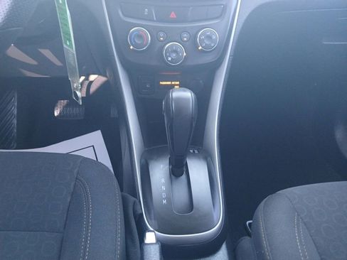 Used 2017 Chevrolet Trax LS image 13
