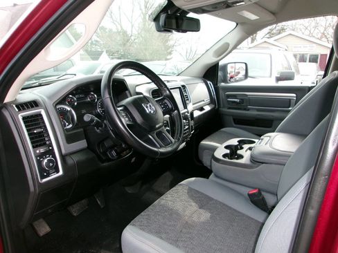 Used 2019 RAM 1500 Big Horn image 5