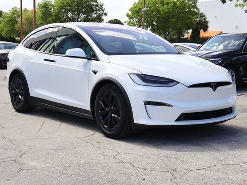 Used 2022 Tesla Model X AWD/4WD image 2
