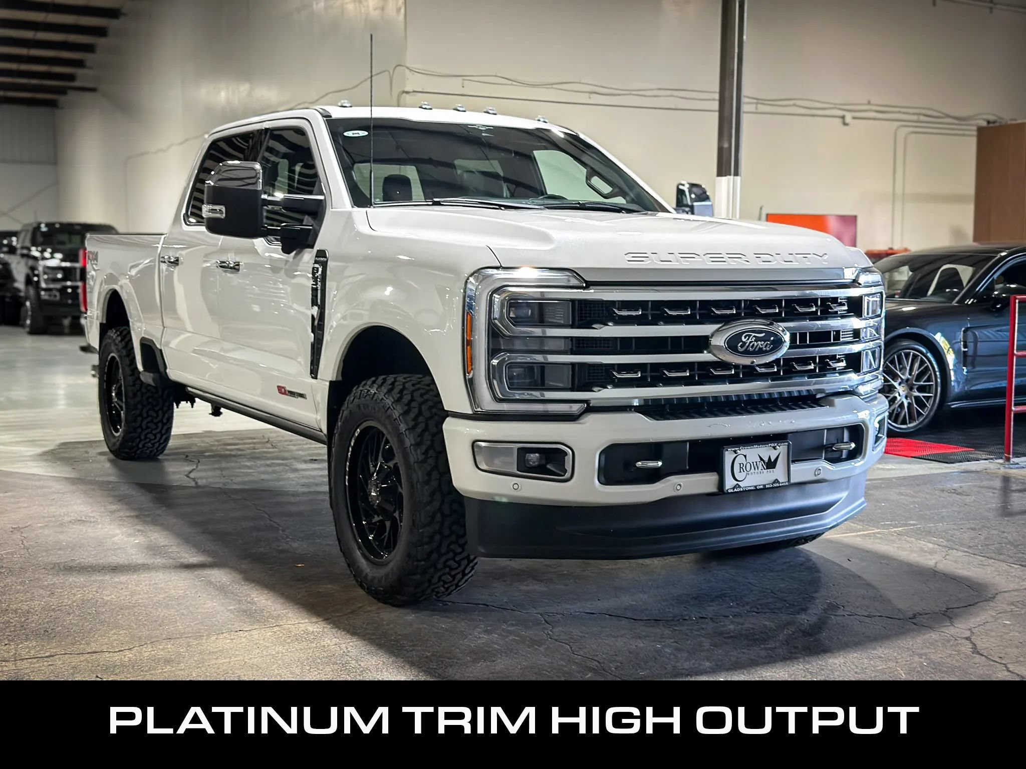 Used 2023 Ford F350 Platinum w/ FX4 Off-Road Package AWD/4WD image 3