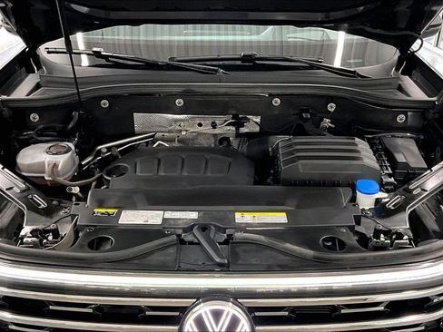 Used 2024 Volkswagen Atlas SEL AWD/4WD image 30