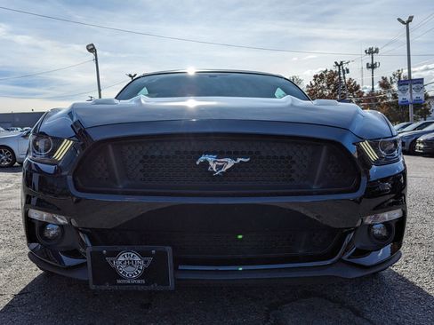 Used 2017 Ford Mustang GT Premium image 4