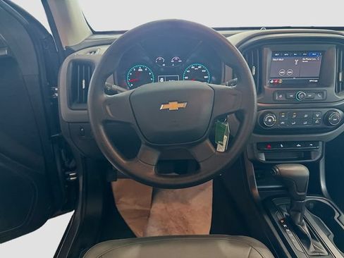 Used 2021 Chevrolet Colorado W/T RWD image 21