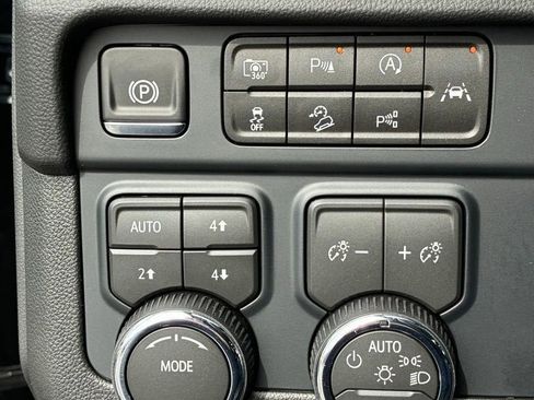 New 2026 Chevrolet Tahoe Z71 w/ Comfort Package image 24