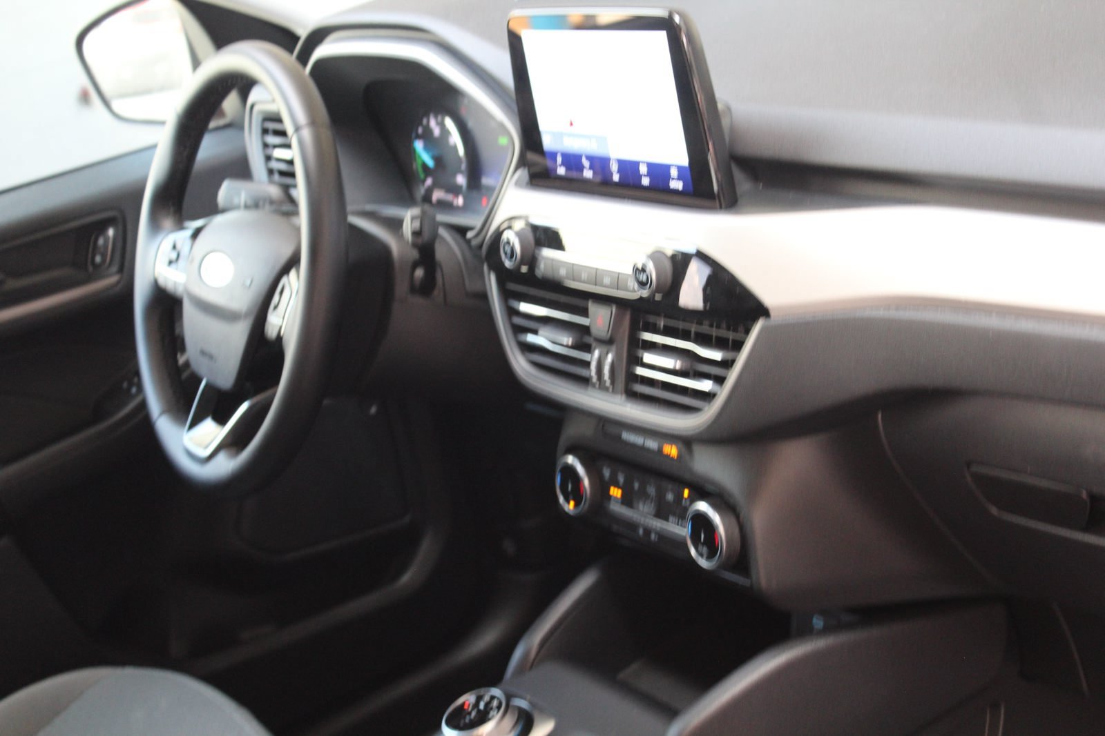 Used 2022 Ford Escape SE w/ SE Sport Appearance Package FWD image 20