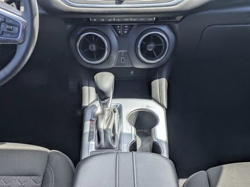 Used 2022 Chevrolet Blazer LT image 19