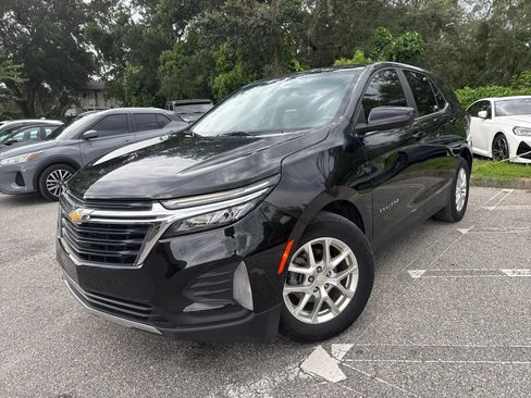 Used 2022 Chevrolet Equinox LT FWD image 2
