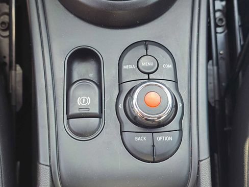 Used 2021 MINI Cooper Countryman FWD image 31