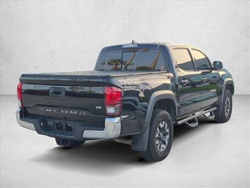 Used 2019 Toyota Tacoma TRD Off-Road RWD image 5