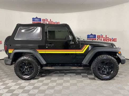 Used 2016 Jeep Wrangler Sport AWD/4WD image 2