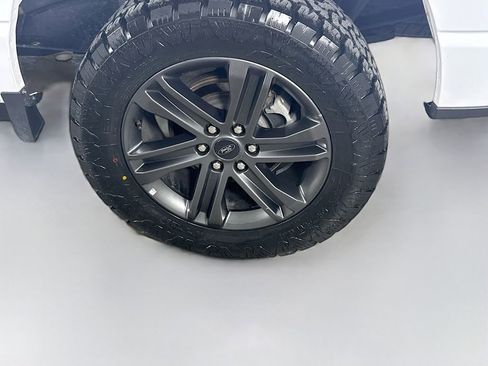 Used 2022 Ford F150 XLT w/ Equipment Group 302A High AWD/4WD image 30
