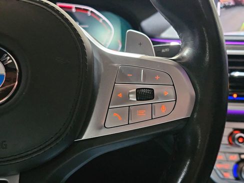 Used 2021 BMW 750i xDrive w/ M Sport Package image 16