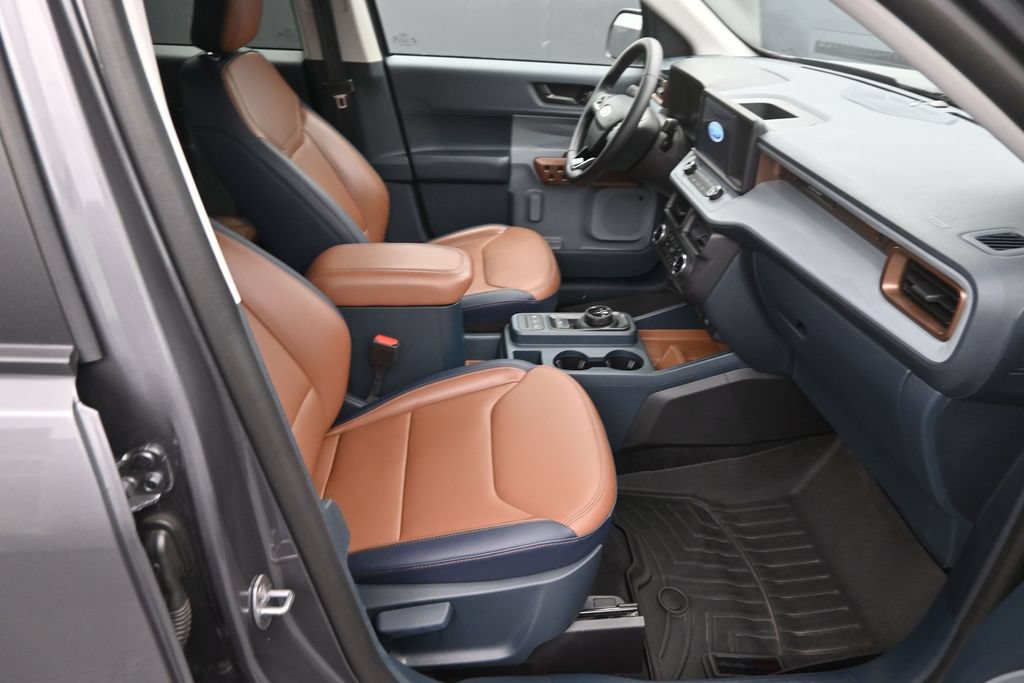 Used 2023 Ford Maverick Lariat w/ Lariat Luxury Package FWD image 11