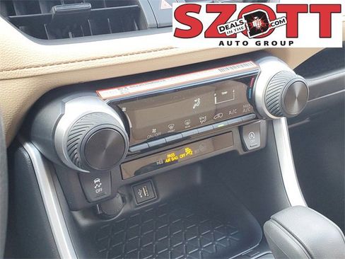 New 2025 Toyota RAV4 LE image 27