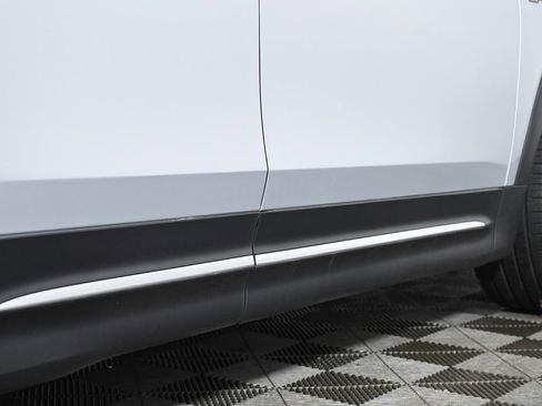 Used 2022 Mercedes-Benz GLB 35 AMG 4MATIC image 11