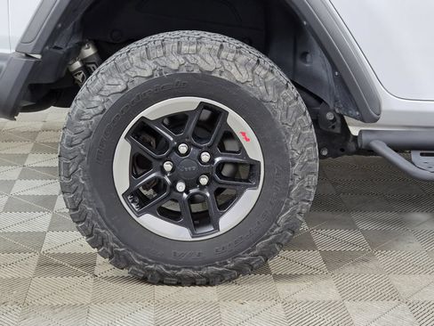Used 2019 Jeep Wrangler Unlimited Rubicon AWD/4WD image 9