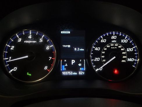 Used 2019 Mitsubishi Outlander SEL AWD/4WD image 23