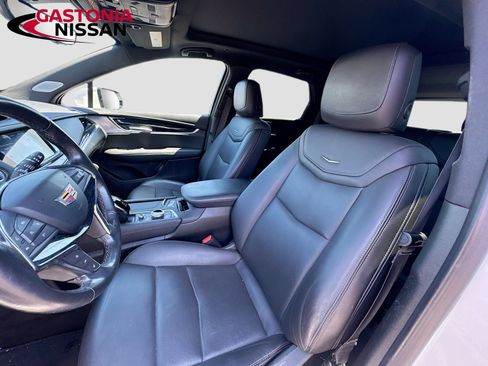 Used 2023 Cadillac XT5 Premium Luxury w/ Technology Package FWD image 29