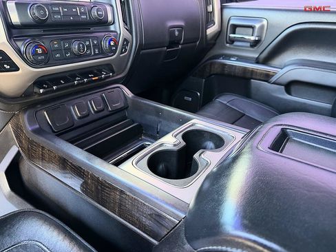 Used 2015 GMC Sierra 1500 Denali AWD/4WD image 19