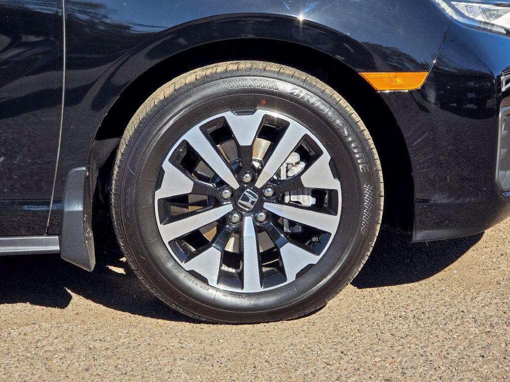 Used 2026 Honda Odyssey EX-L image 32