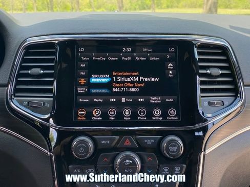 Used 2021 Jeep Grand Cherokee Limited AWD/4WD image 28