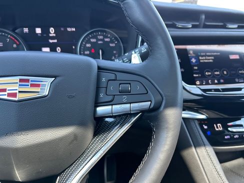 Used 2024 Cadillac XT6 Sport w/ Technology Package AWD/4WD image 22