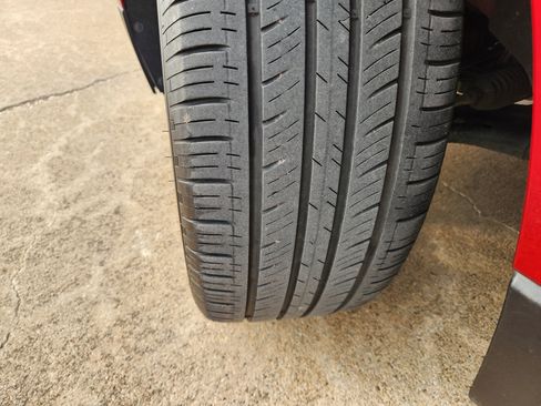 Used 2023 Chevrolet Equinox RS w/ RS Leather Package image 12