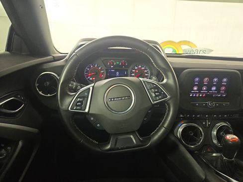 Certified 2021 Chevrolet Camaro LT image 14