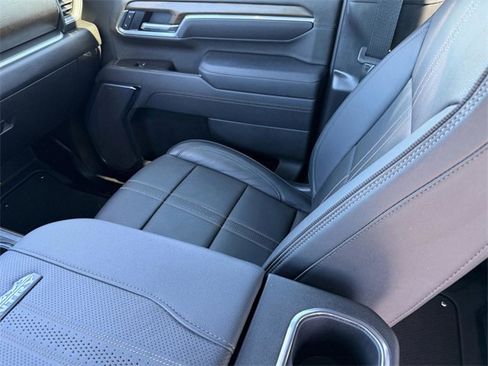 Certified 2025 Chevrolet Silverado 2500 High Country w/ High Country Premium Package image 9