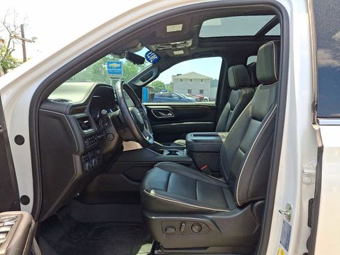 Used 2023 Chevrolet Tahoe Premier w/ Advanced Technology Package AWD/4WD image 14