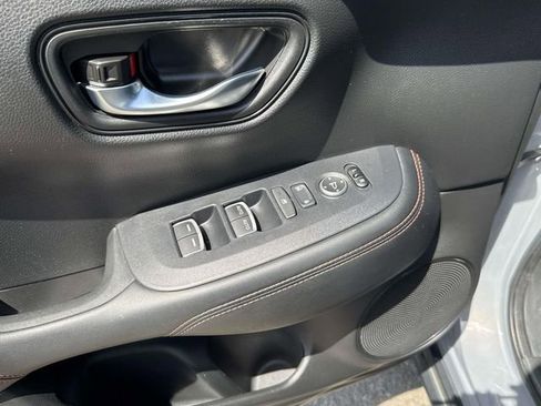 Used 2023 Honda HR-V Sport image 14