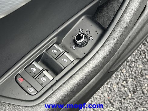 Used 2018 Audi A4 2.0T Ultra Premium image 23