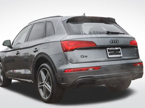 Used 2022 Audi Q5 e Prestige w/ Prestige Package image 7
