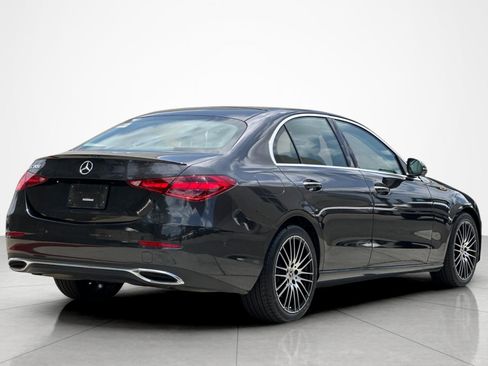 Used 2023 Mercedes-Benz C 300 Sedan image 5