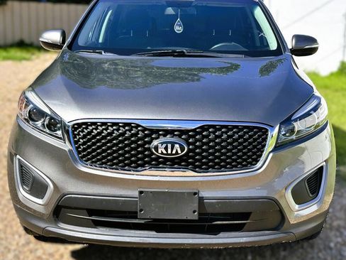 Used 2018 Kia Sorento L FWD image 7