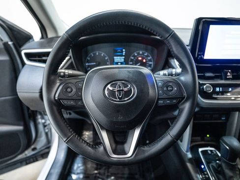 Certified 2025 Toyota Corolla Cross LE image 17