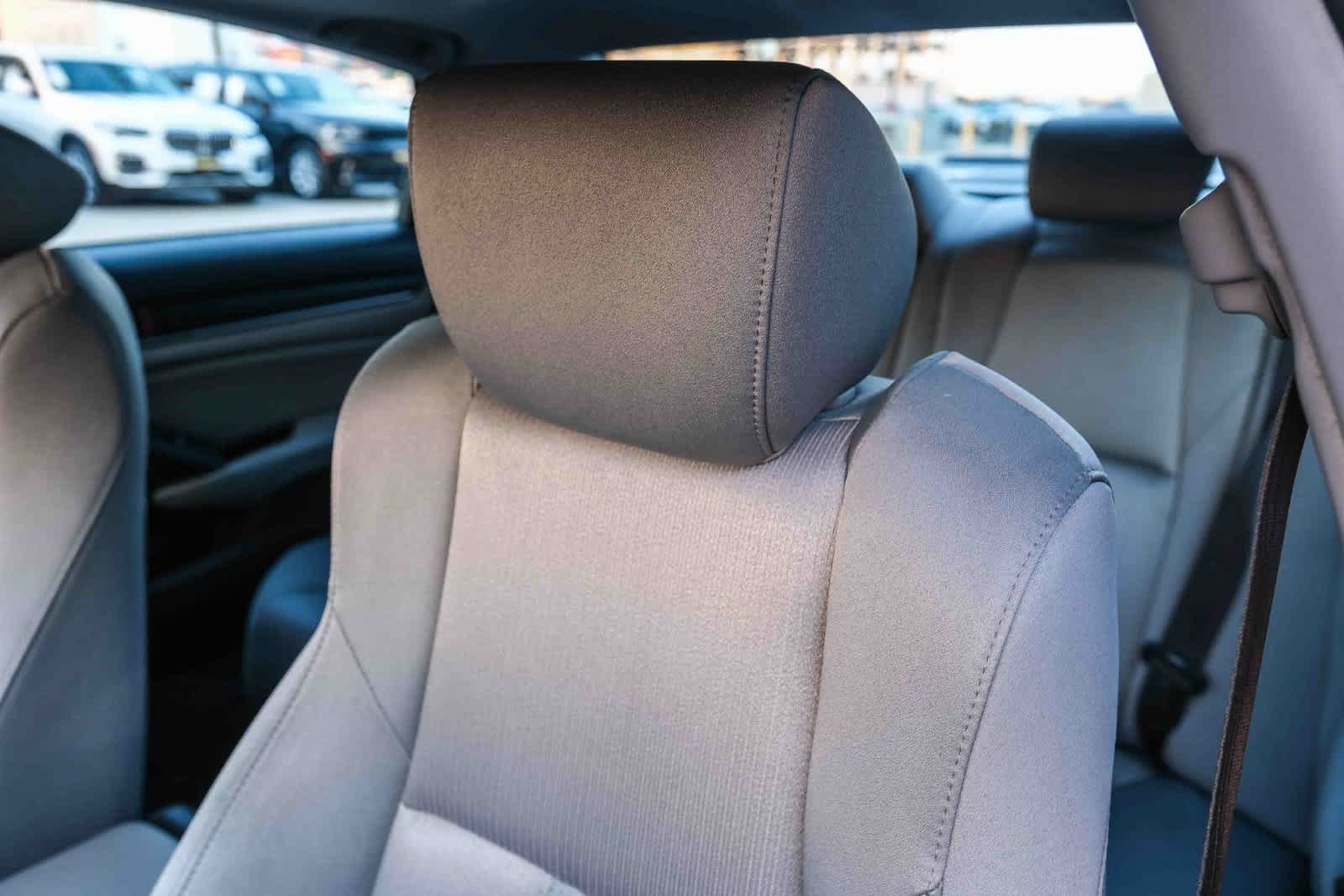 Used 2020 Honda Accord EX image 22