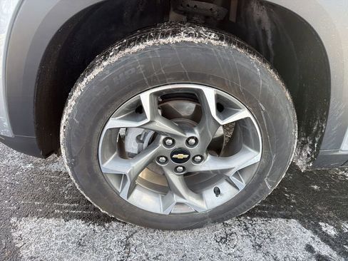 Used 2024 Chevrolet Trax LT w/ Driver Confidence Package image 10