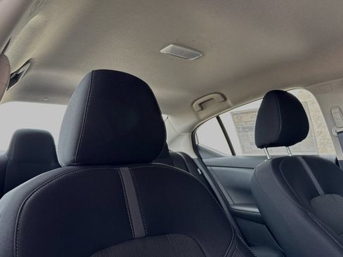 Certified 2025 Nissan Sentra SV FWD image 15