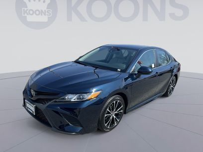 Used 2019 Toyota Camry SE w/ Carpet Mat Package
