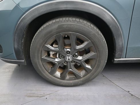 Used 2024 Honda HR-V Sport image 9