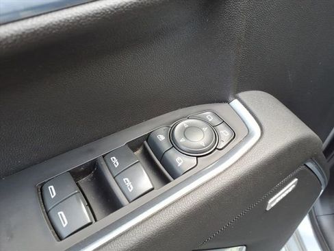 Used 2023 Chevrolet Silverado 1500 LTZ AWD/4WD image 12