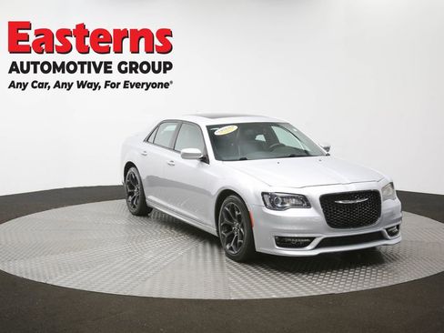 Used 2020 Chrysler 300 S image 52