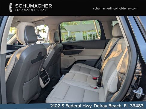 New 2025 Lincoln Nautilus Premier AWD/4WD image 12